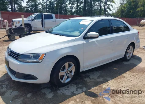 2014 Volkswagen Jetta 2.0L Tdi z USA, uszkodzony, nr VIN 3VWLL7AJ8EM408252